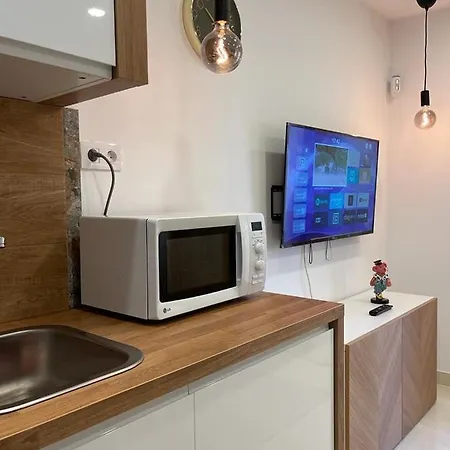 Roberto's House Entre Y Meloneras *